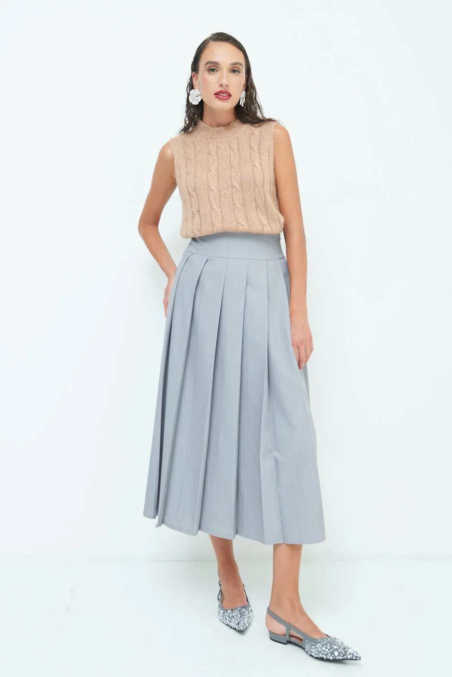 High-waisted pleated midi skirt wholesale