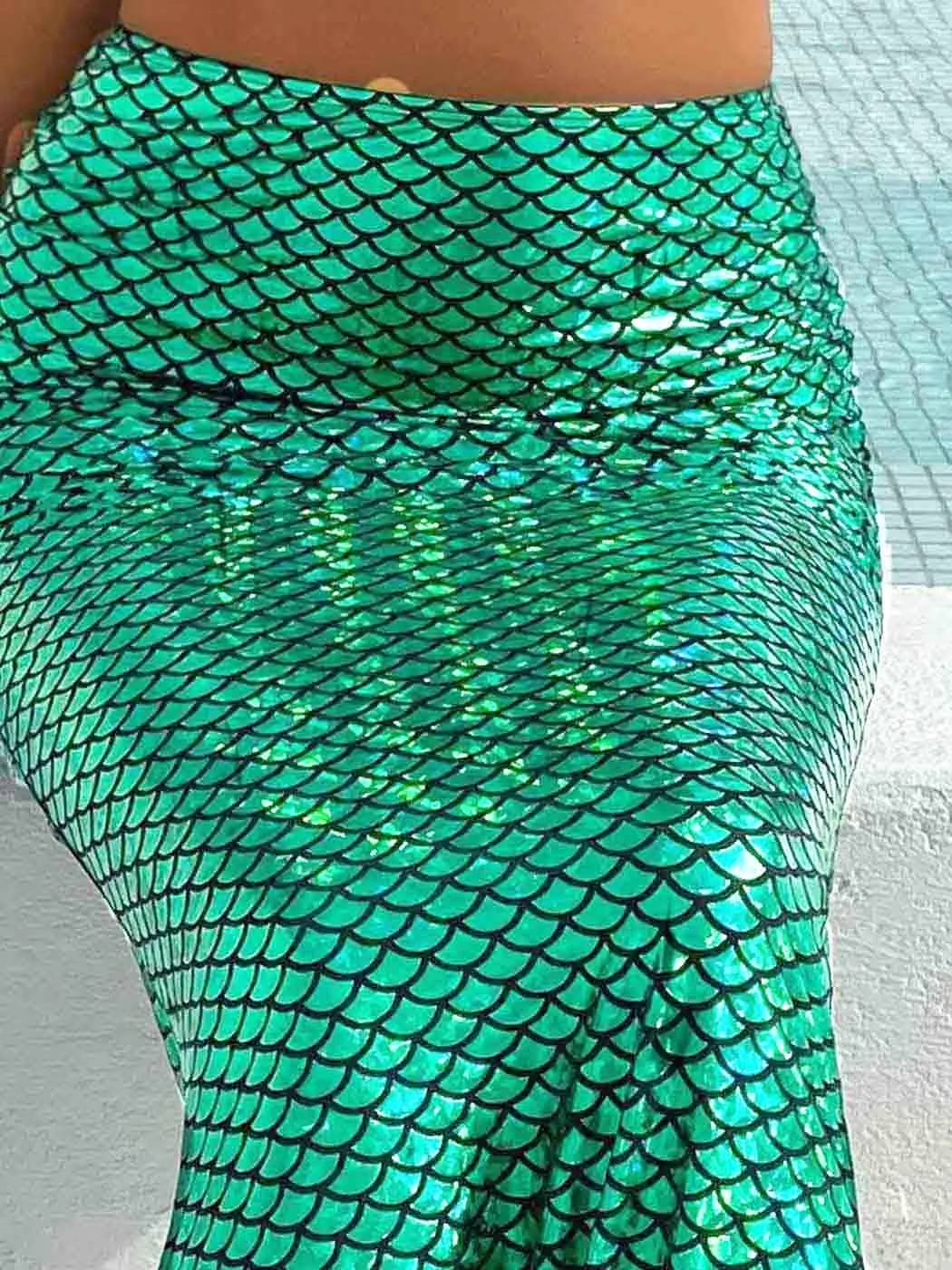 JEWEKY Mermaid Skirt Green Fish Scale Party Costume Festival Skirt Metallic Bodycon Long Skirts for Women