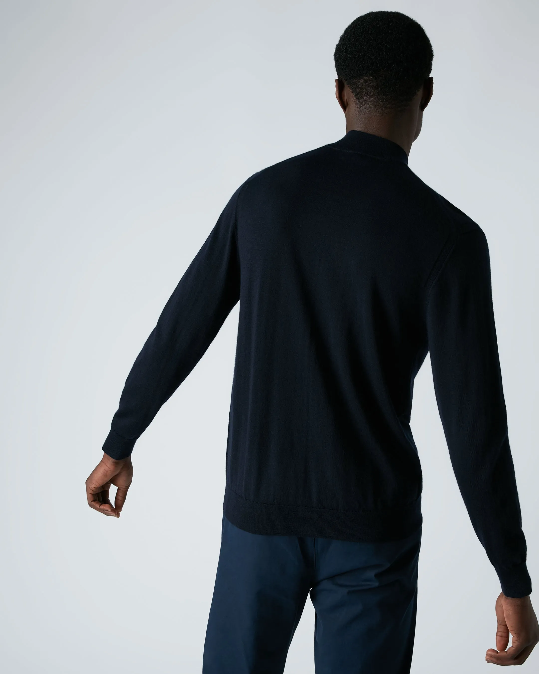 Men's Fine Gauge Cashmere Turtle Neck Sweater Navy Blue